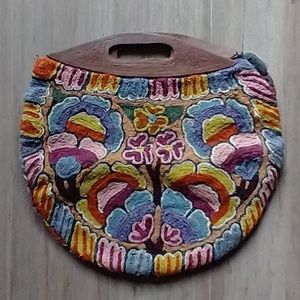 EUC Vintage Multi-color Floral Needlework Clutch w/ Carved Wooden Handles